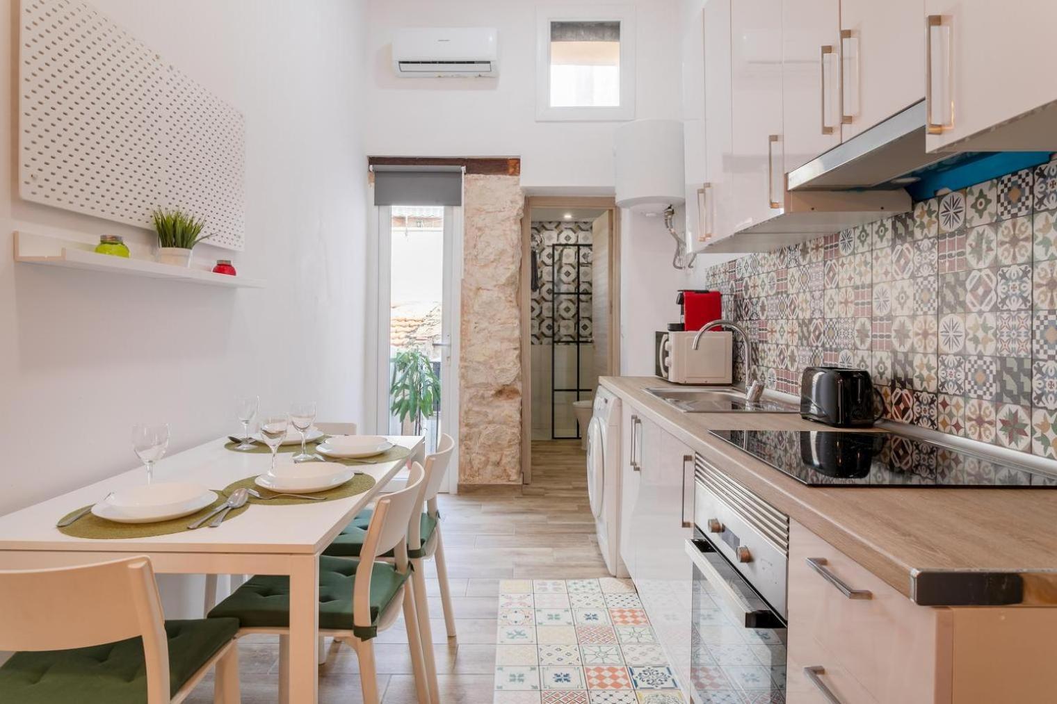 Bel Appartement Rustique Au Coeur D'Alicante Eksteriør bilde
